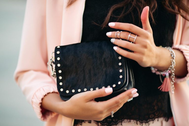 clutch bag
